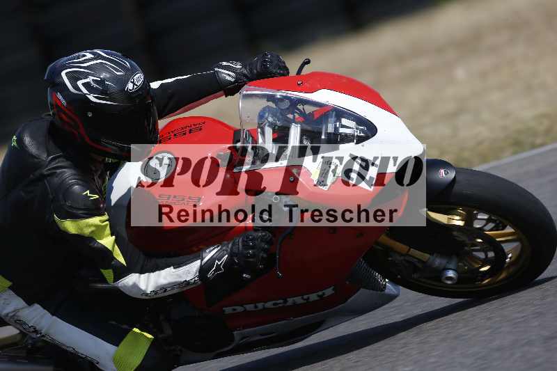 /Archiv-2023/28 05.06.2023 Moto Club Anneau du Rhin/vert-medium/24